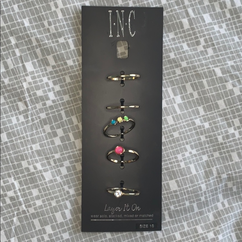 Set of 5 Stackable Gold Rings